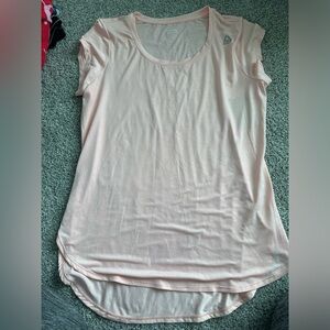 Nwt Reebok XL workout shirt